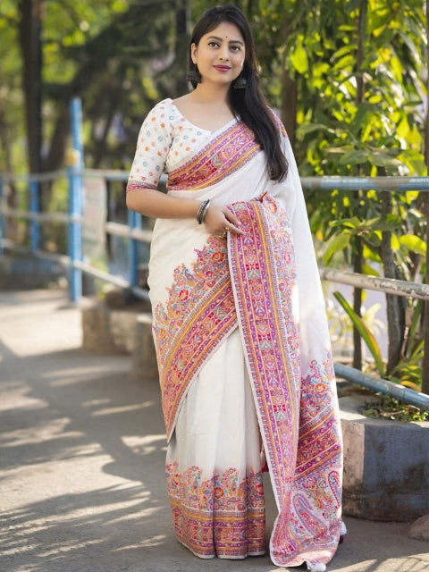 LeeliPeeri Women Paisely Printed Cotton Saree